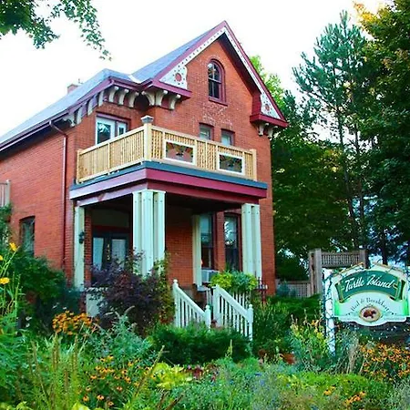 Turtle Island Bed And Breakfast-3